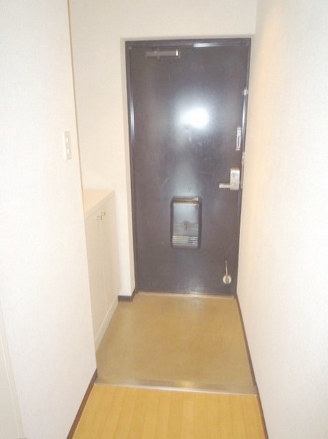 玄関　別部屋同仕様タイプ