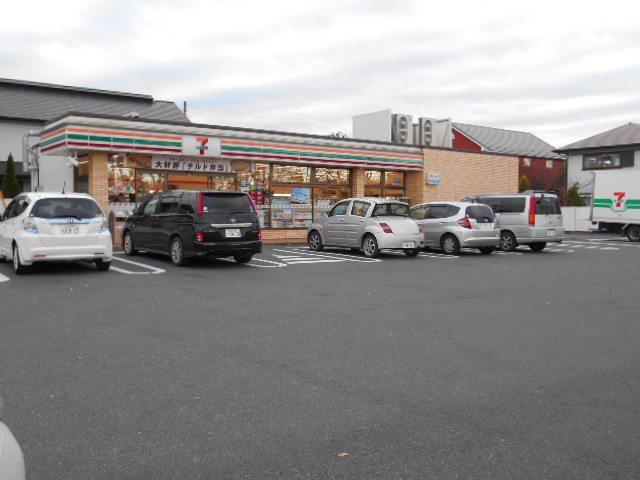 コンビニ　セブンイレブンつくば稲荷前店（コンビニ）まで330m