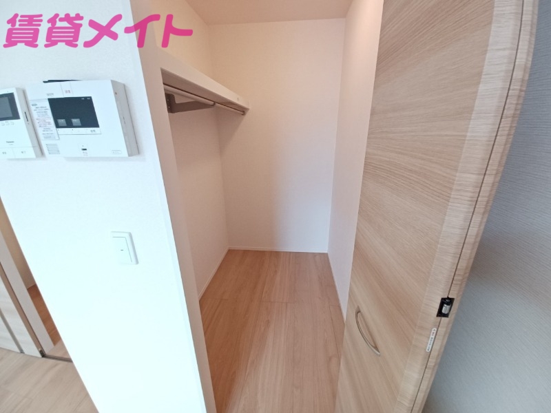 収納　同タイプ写真