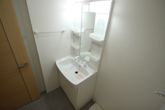 洗面設備　※別部屋の写真です