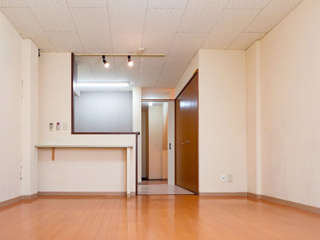 エコープラザ藤井寺の居間写真