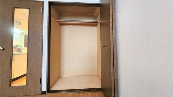 収納　※写真は４階同号室です。