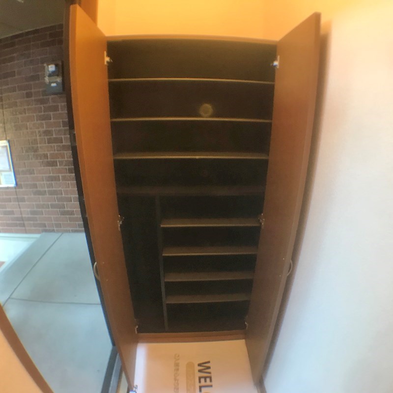収納　同型