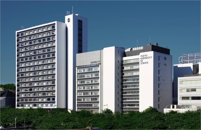 大学・短大　東京理科大学（大学・短大）まで1293m