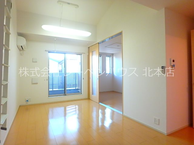 居室・リビング　レーベンハウス北本店へ　048-590-5757