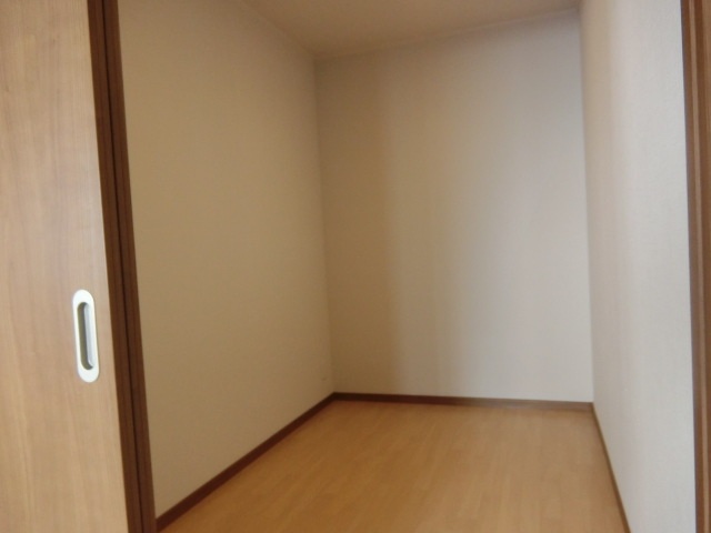収納　ウォークインクローゼット