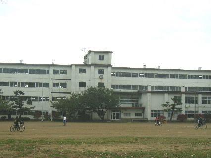 小学校　湊小学校（小学校）まで420m