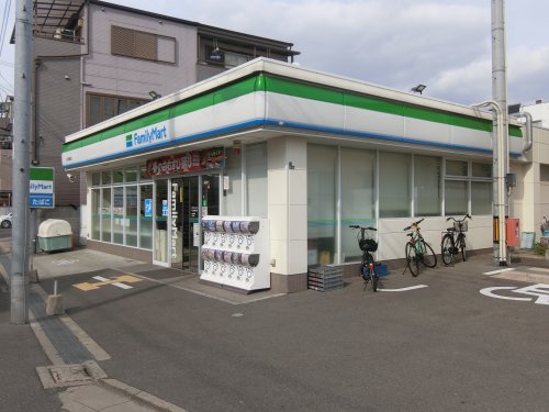 コンビニ　ファミリーマート 守口高瀬町店（コンビニ）まで412m