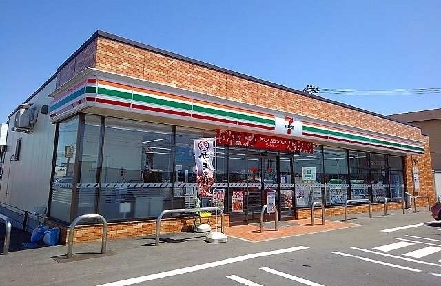 コンビニ　セブンイレブン　仁井田本店（コンビニ）まで160m