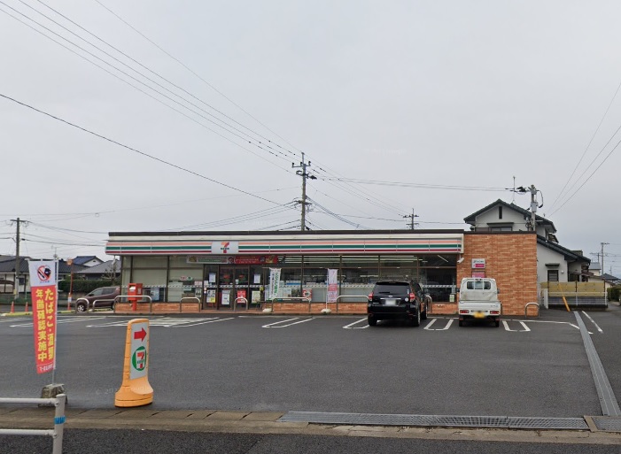 コンビニ　セブンイレブン大村竹松本町店（コンビニ）まで348m