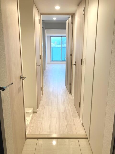 玄関　※写真は同タイプ住戸です。