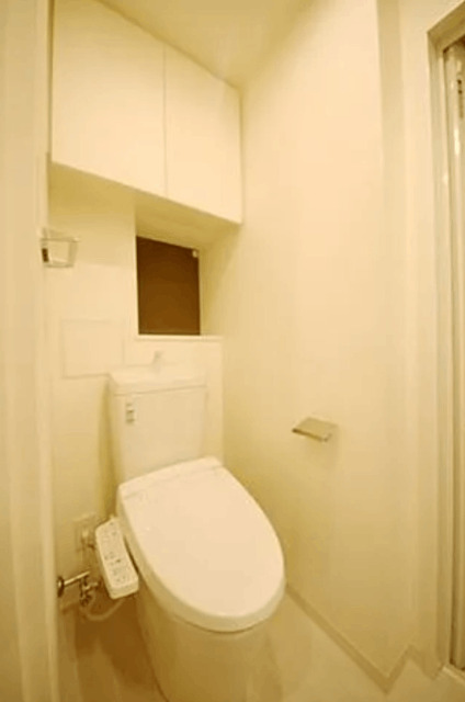 トイレ　※別部屋参考写真