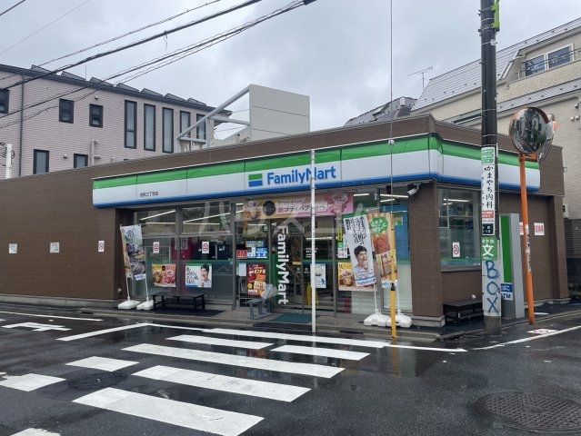 コンビニ　ファミリーマート 池尻三丁目店（コンビニ）まで1002m