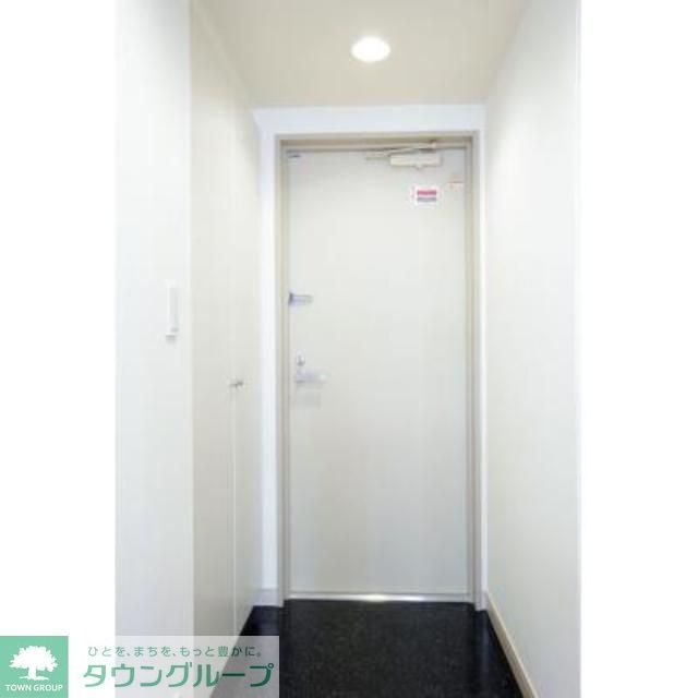 玄関　※写真は同タイプ住戸です。