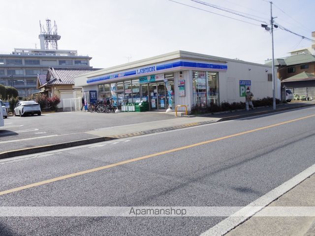 コンビニ　ローソン（コンビニ）まで621m