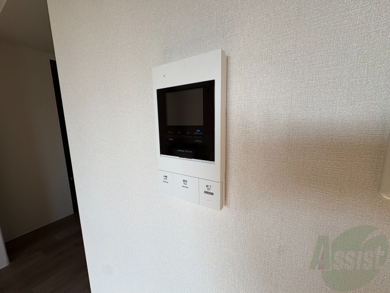 セキュリティ　ＴＶモニター付インターホンです。来客者の顔が見えるので安心！