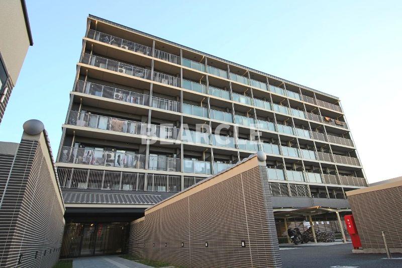 建物外観　落ち着いた雰囲気の外観です