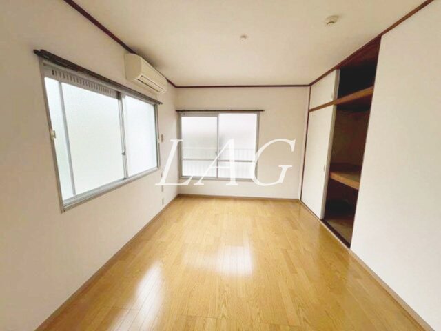 居室・リビング　洋室のお部屋です。