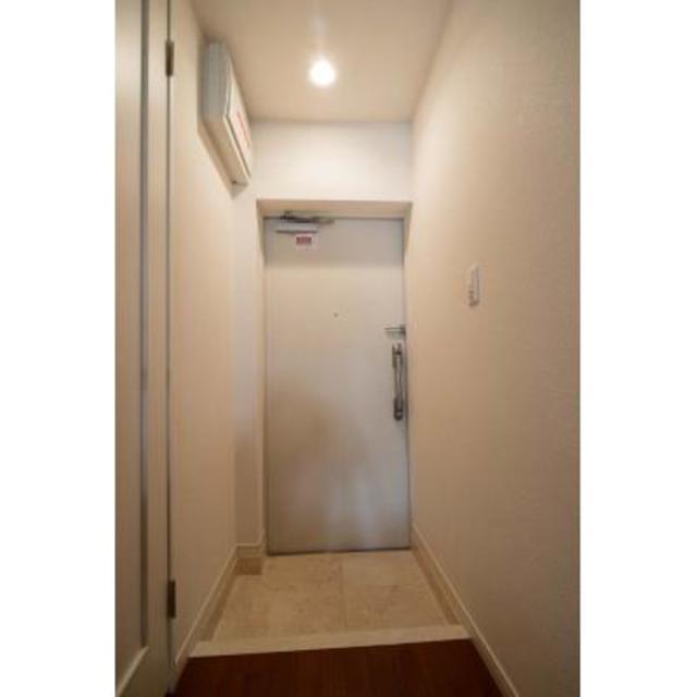 玄関　※写真は同タイプ住戸です。