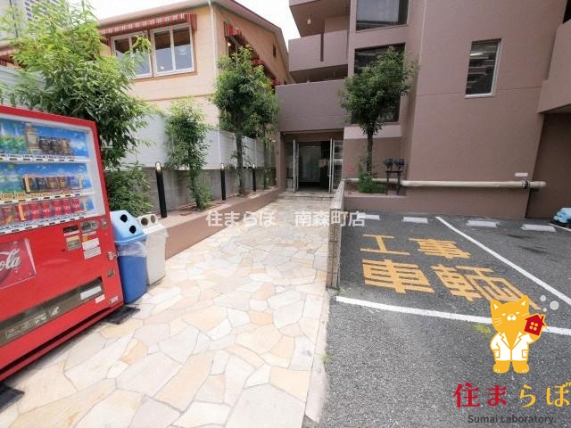 エントランス　共用部の印象も大切に