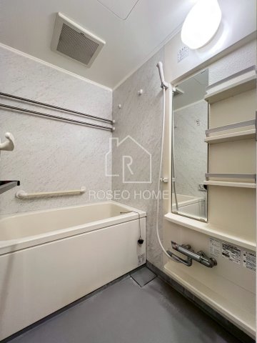 バス・シャワールーム　同マンション別部屋：参考写真