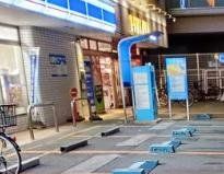 コンビニ　ローソン巽北三丁目店（コンビニ）まで310m