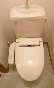 トイレ　コンパクトで使いやすいトイレです