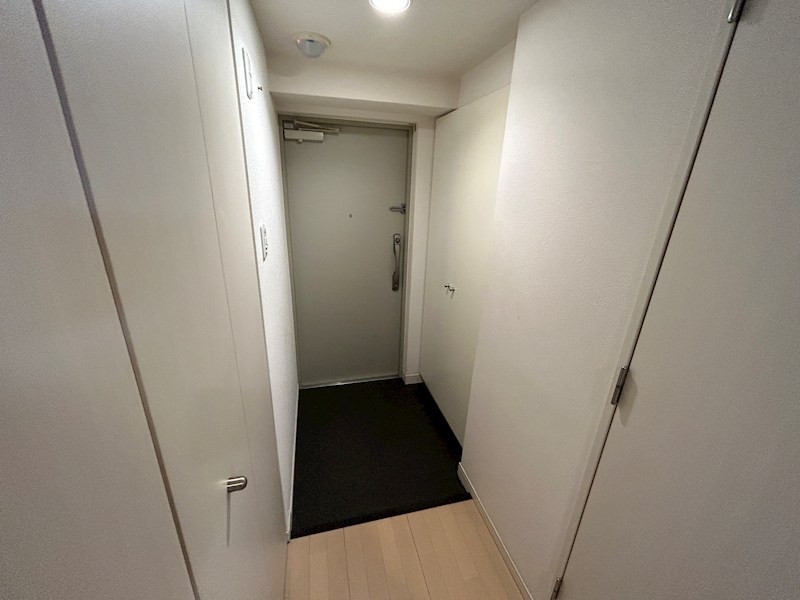 シャルム甲子園口の玄関写真