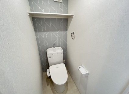 トイレ　※同シリーズ別物件参考写真
