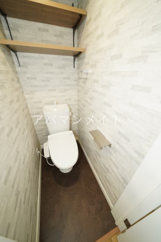 トイレ　落ち着いたトイレです