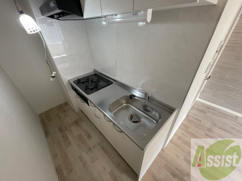 キッチン　洗い場が大きくて洗い物もしやすそうです。