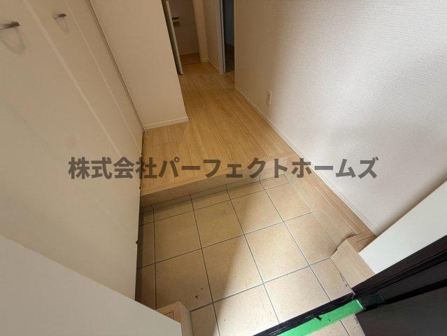 玄関　収納もある玄関です