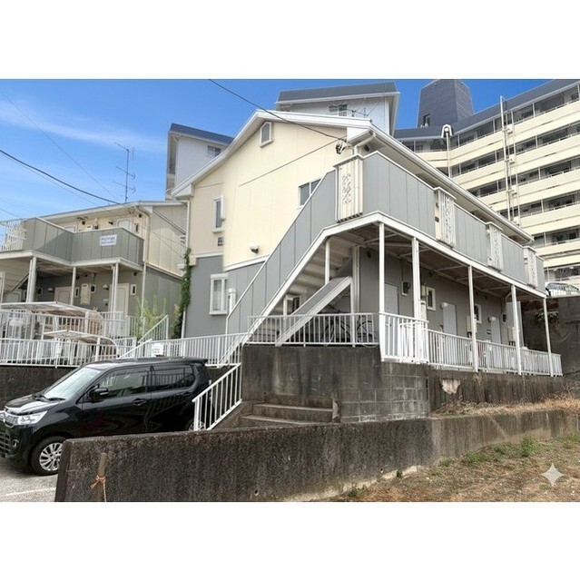 建物外観　片倉町駅まで７分