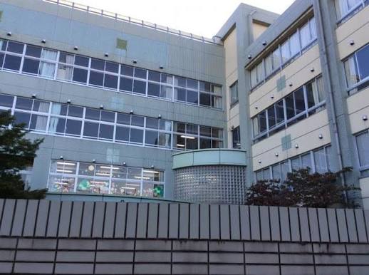 小学校　川崎市立菅小学校（小学校）まで388m