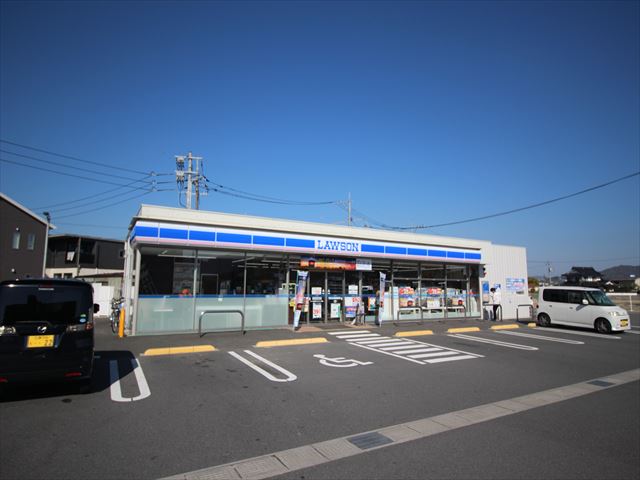 コンビニ　ローソン東広島サイエンスパーク東店（コンビニ）まで843m
