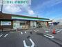 コンビニ　ファミリーマート西尾駅南口店（コンビニ）まで687m