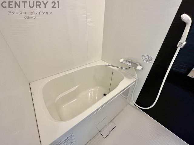 バス・シャワールーム　シンプルで機能的なユニットバスです！