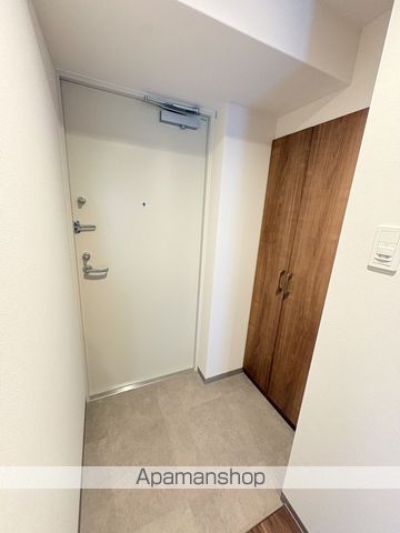 地下鉄長堀鶴見緑地線 長堀橋駅 徒歩5分 15階建 新築の玄関写真