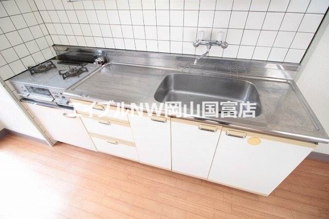 メゾンド岡文館のキッチン写真