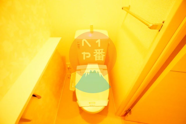 トイレ　ネット無料。トイレです。