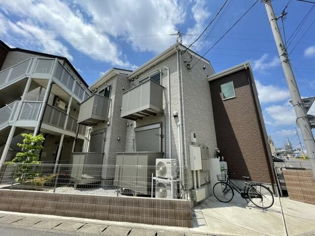 つくばエクスプレス 八潮駅 徒歩10分 築7年