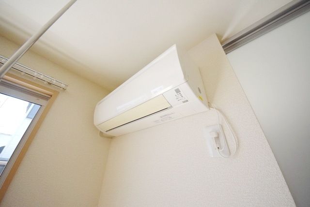 その他　エアコン付いてます♪
