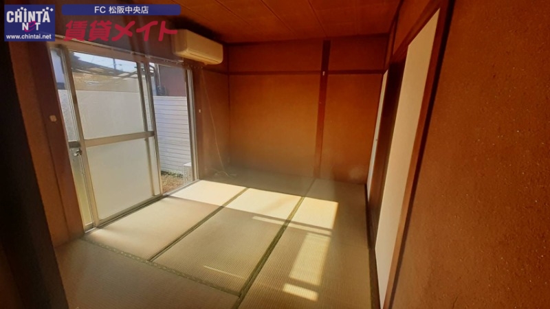 K様貸家の居間写真