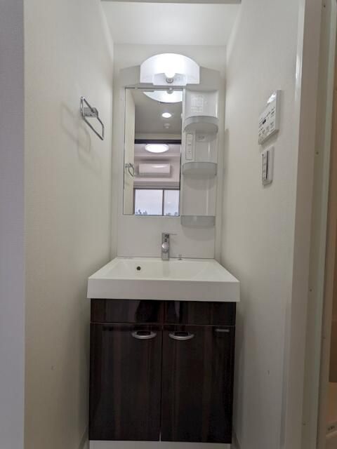 東急多摩川線 矢口渡駅 徒歩2分 8階建 築6年の内装写真