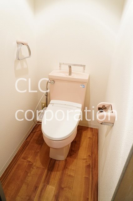 トイレ　※同仕様写真使用