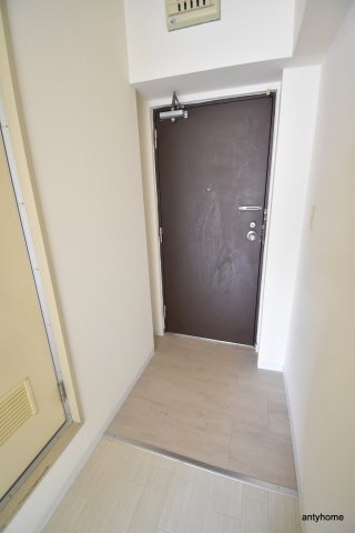 ステュディオ新御堂の玄関写真