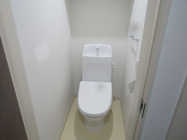 F asecia copperのトイレ写真