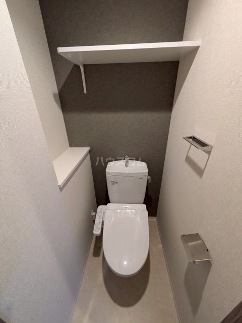 MAXIV CROS 江坂のトイレ写真
