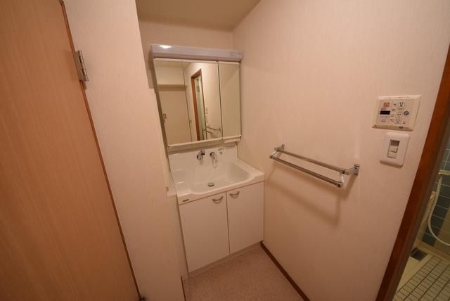洗面設備　別部屋参考写真