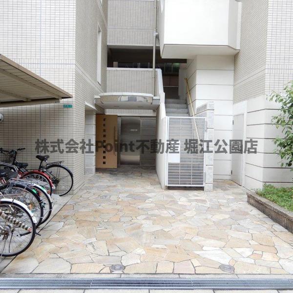 地下鉄千日前線 新深江駅 徒歩3分 6階建 築22年の外観写真